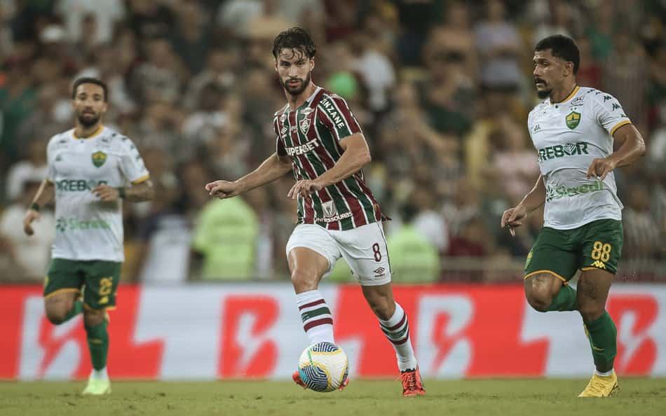 Sem Bernal, Martinelli é opção do Fluminense para atuar como primeiro volante