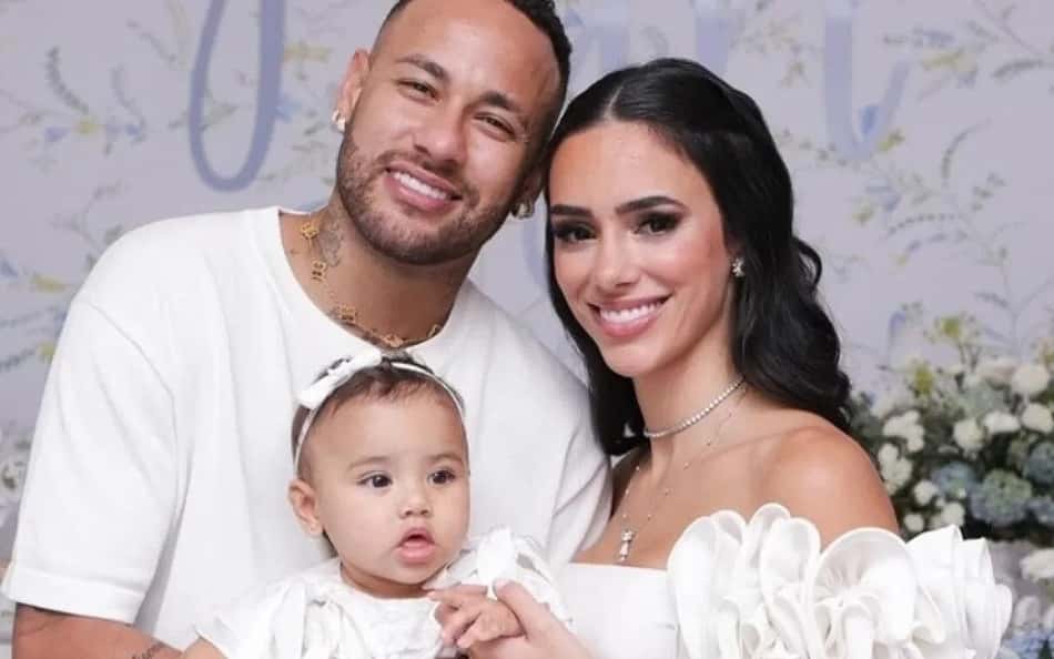 Neymar e Bruna Biancardi anunciam mais uma gravidez em postagem no Natal