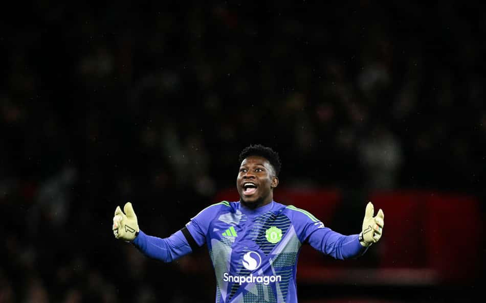 Manchester United x Nottingham Forest: web critica 'falha bizarra' de Onana