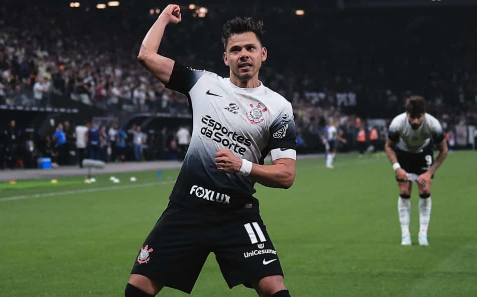 Mercado da Bola: Corinthians trabalha para renovar com mais três jogadores