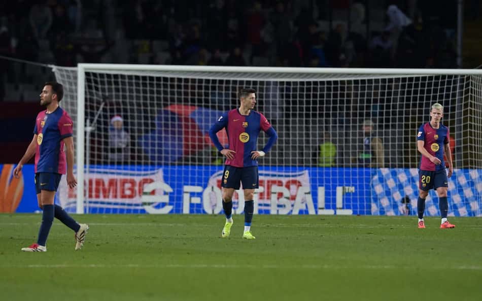 Treinador do Barcelona acende alerta sobre temporada: 'Não é normal'