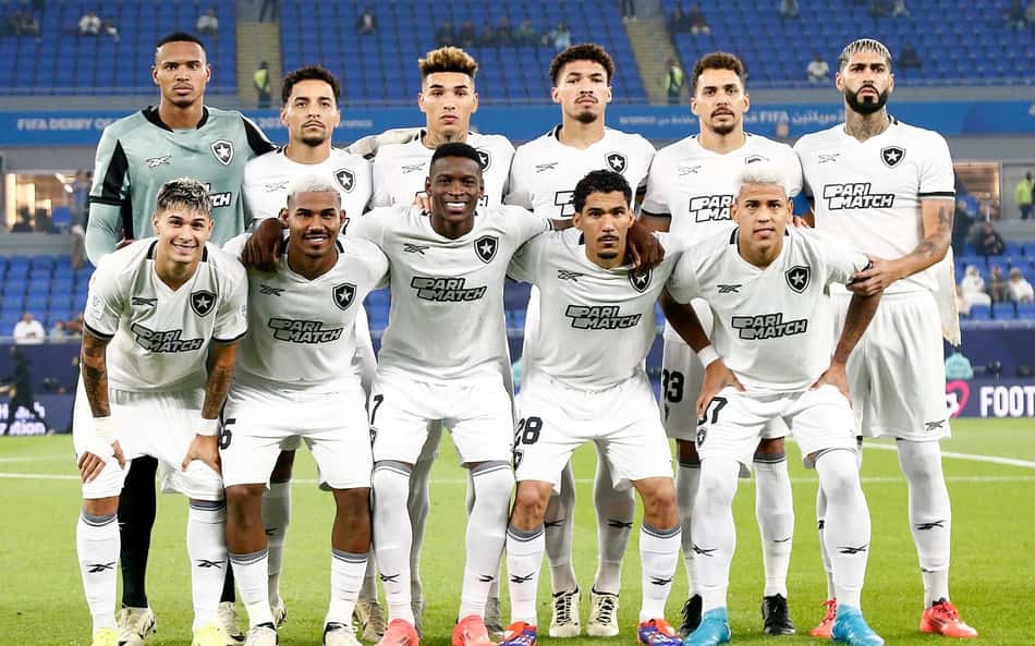 Mauro Cezar questiona declaração de jogador do Botafogo em derrota: 'Assim é fácil'