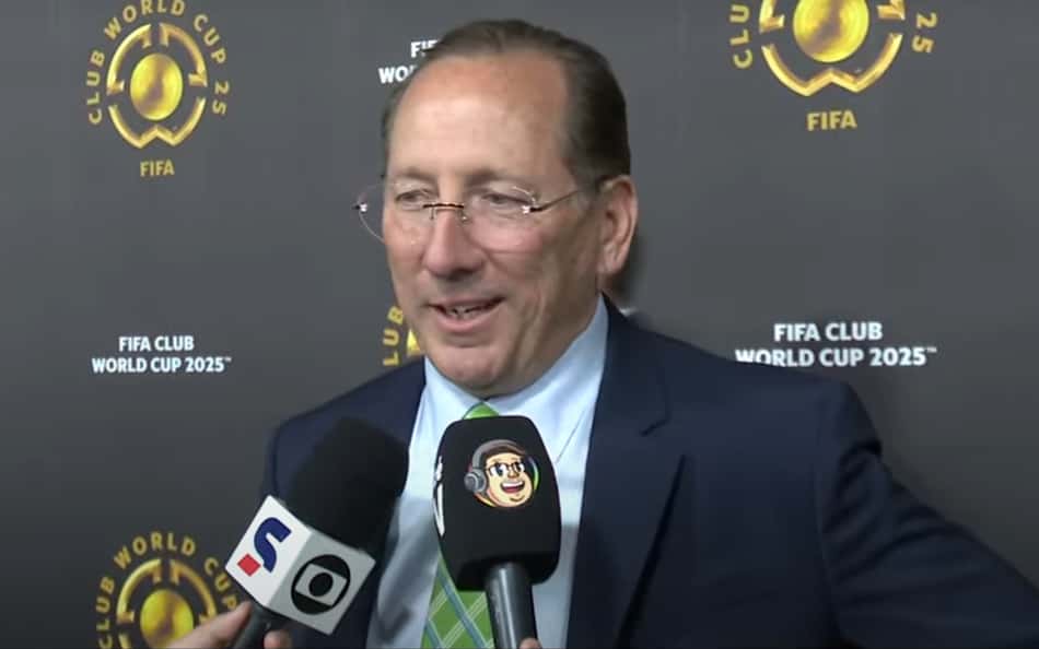 John Textor se mostra otimista com grupo do Botafogo: 'Times que nós queríamos'
