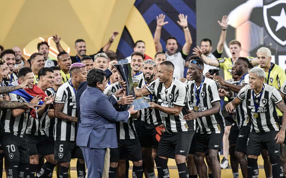Botafogo acerta com nova patrocinadora máster para 2025