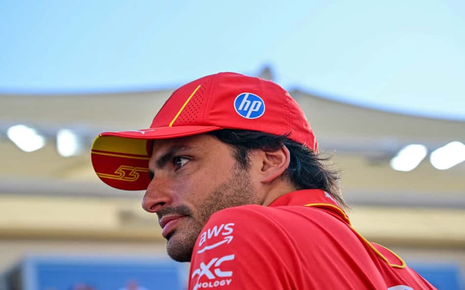 Sainz recorda dor por anúncio de saída da Ferrari: 'Tinha 99% de certeza que ficaria'