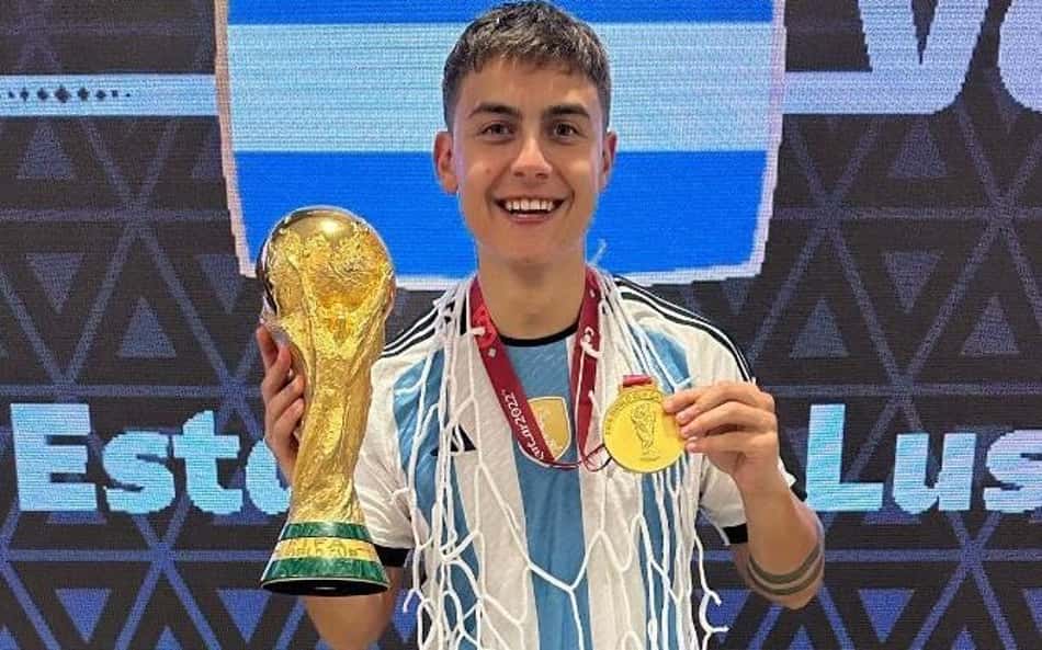 Alvo do São Paulo, Dybala já colocou Barcelona de Neymar na roda