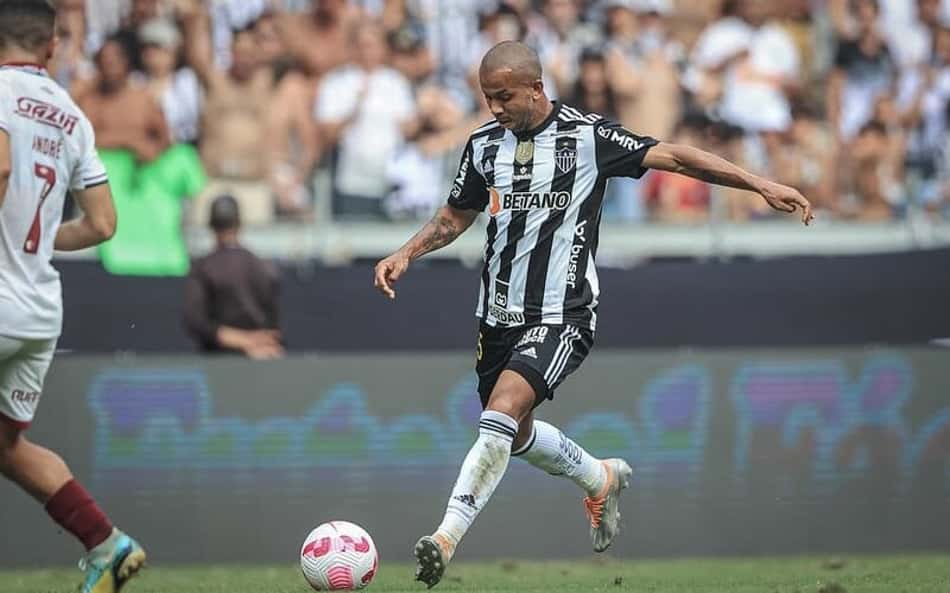 Lateral Mariano se despede do Atlético-MG: 'Dia triste para mim'
