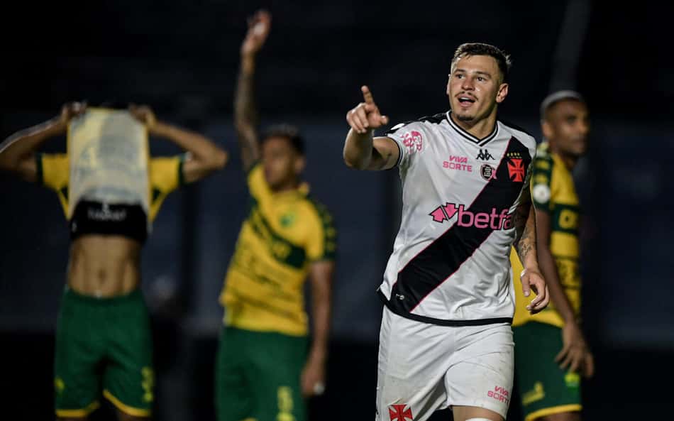Jogo do Vasco hoje: onde assistir ao vivo, horário e escalações