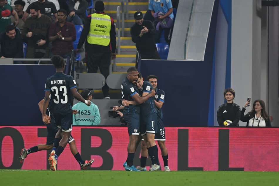 Oussama Idrissi abriu o placar do Pachuca contra o Botafogo na Copa Intercontinental (Foto: Mahmud HAMS / AFP)