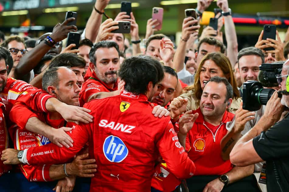AUTO-PRIX-F1-UAE-RACE Sainz Ferrari
