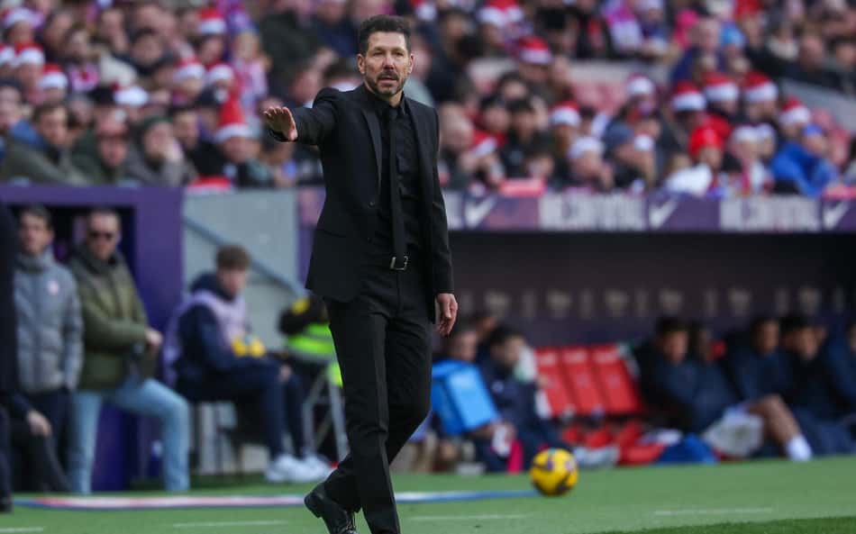 Antes de Atlético x Barcelona, Simeone se derrete por Raphinha: 'Um dos melhores'