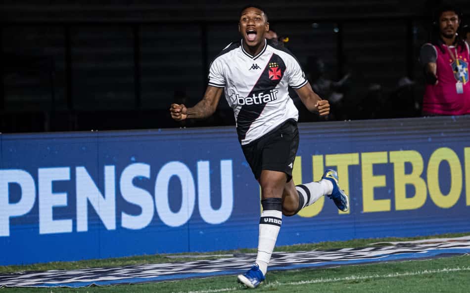 Após perdão, Vasco encaminha empréstimo de Leandrinho ao futebol saudita