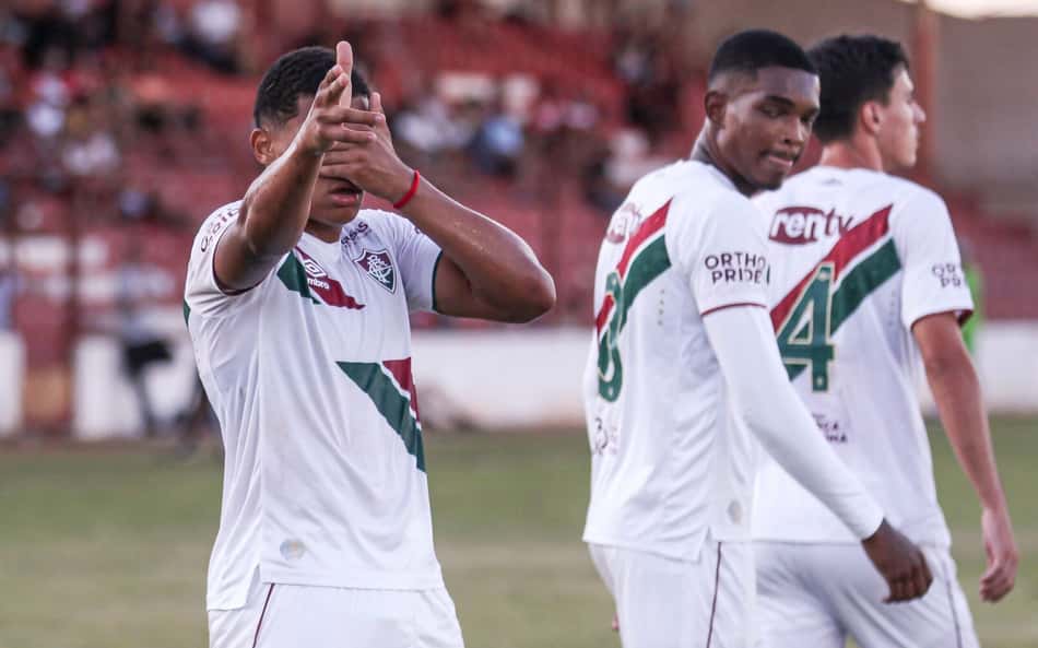 Fluminense goleia Coimbra-MG por 5 a 0 e passa de fase na Copinha