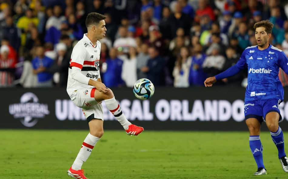 Oscar titular! Confira a escalação do São Paulo para o duelo contra o Flamengo