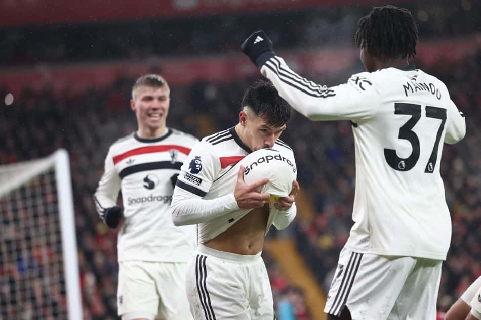 FBL-ENG-PR-LIVERPOOL-MAN UTD