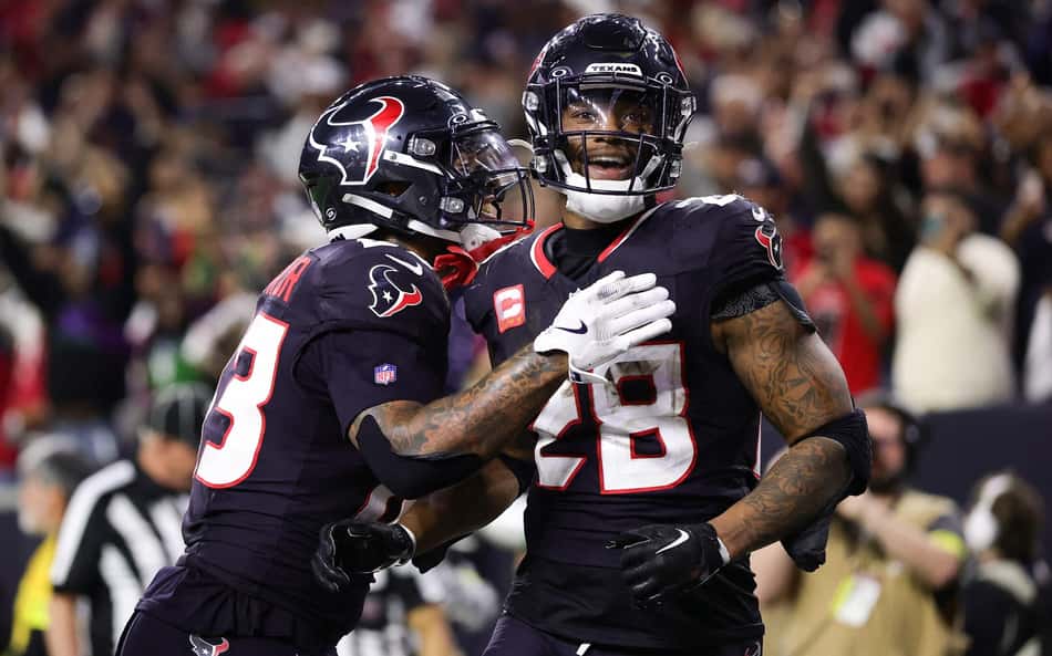 AFP__20250112__2193472678__v2__HighRes__AfcWildCardPlayoffsLosAngelesChargersVHousto-scaled-aspect-ratio-512-320