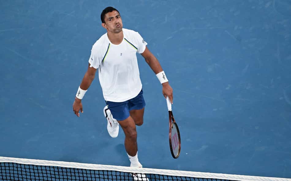 Thiago Monteiro sofre virada de Kei Nishikori e é eliminado do Australian Open