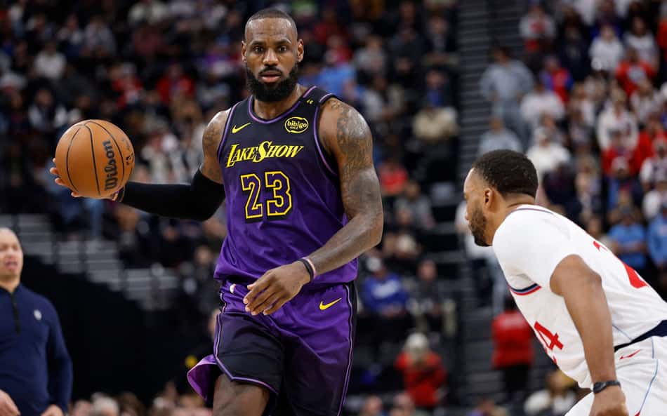 LeBron sobre derrota do Lakers: 'Precisamos jogar um basquete perfeito'