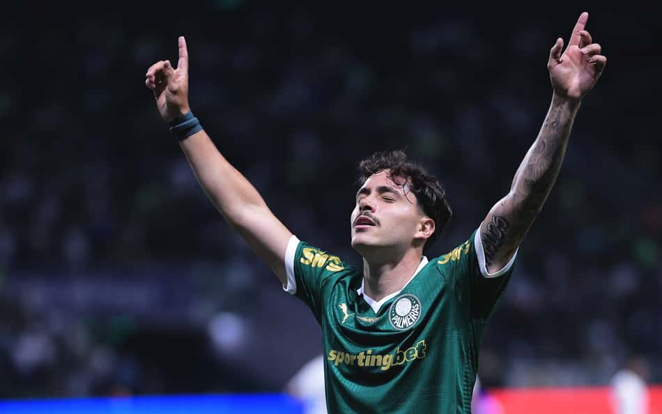 Palmeiras vence Portuguesa com brilho de Mauricio em estreia no Paulistão