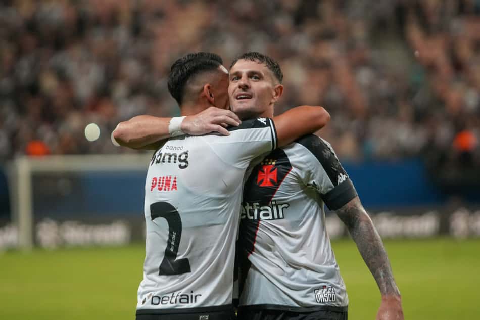 Vasco x Madureira - Puma Rodríguez e Vegetti