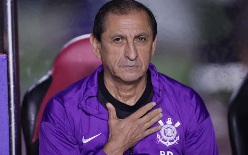 'Força máxima' decepciona e Ramón Díaz indica volta de rodízio no Corinthians