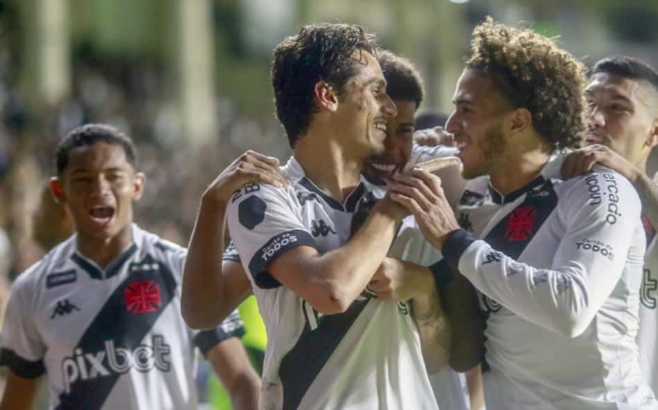 Atitude de ex-Vasco, atualmente no Shakhtar, intriga torcedores do Botafogo