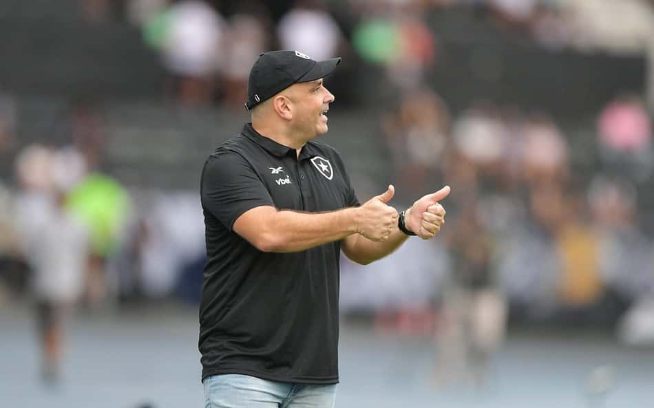 Técnico do Botafogo vê aspectos positivos em derrota para o Maricá