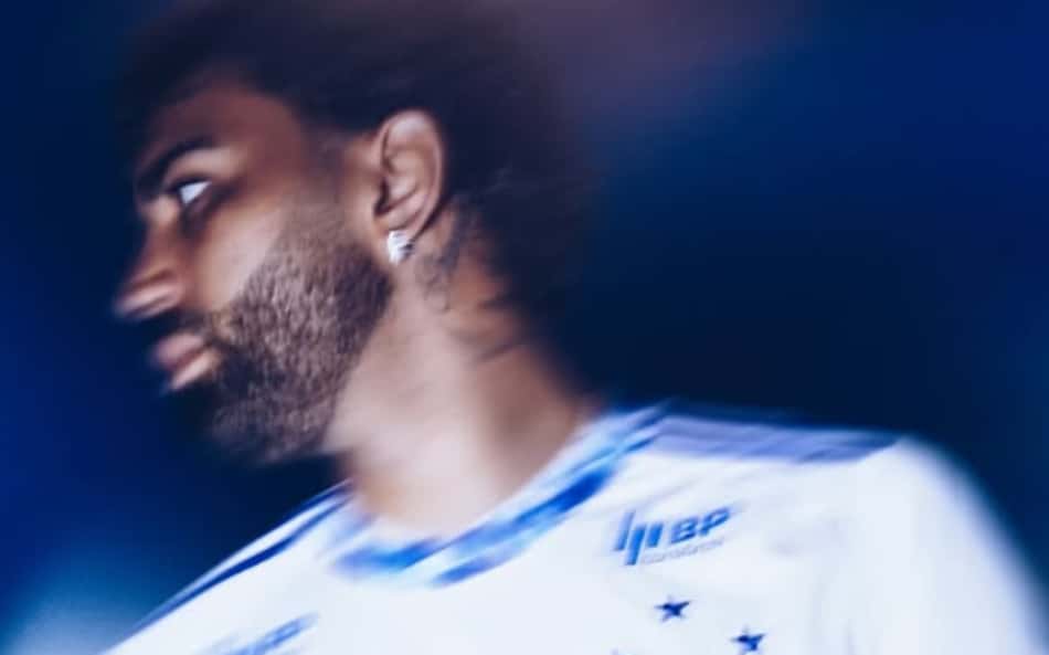 Jornalista elogia anúncio de Gabigol no Cruzeiro: 'Coisa linda'