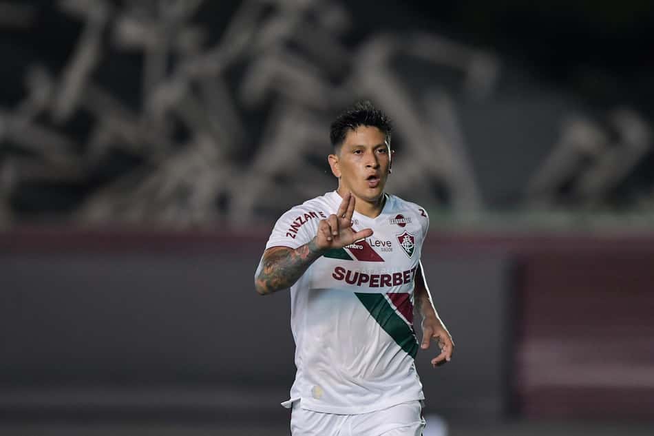 Germán Cano comemora gol marcado pelo Fluminense contra a Portuguesa, pelo Campeonato Carioca