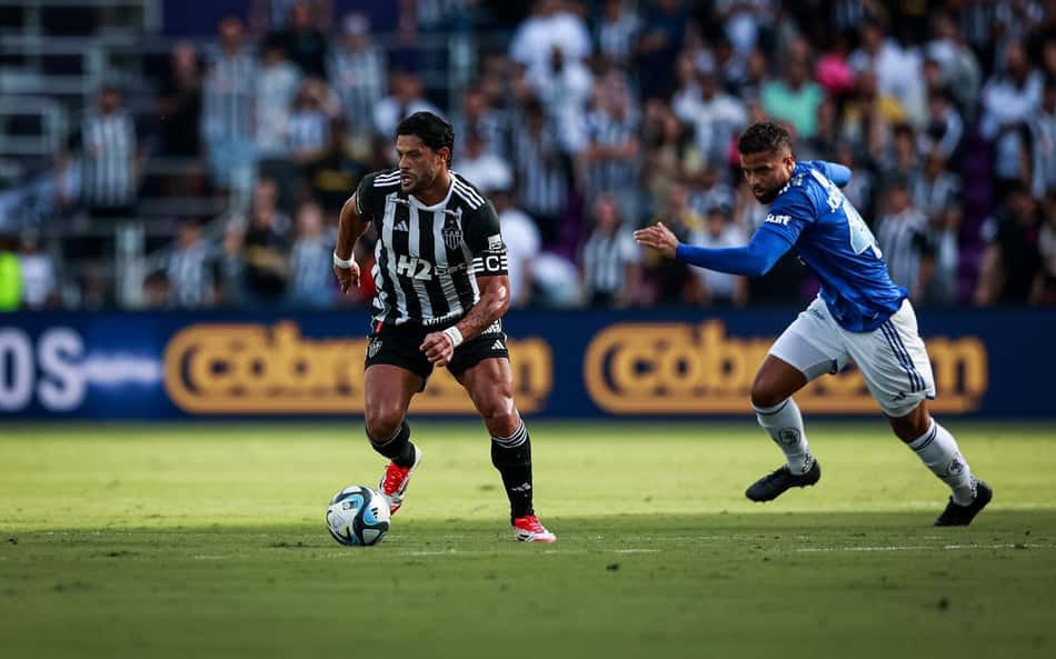 Hulk revela pedido de desculpas a Matheus Pereira após confusão no clássico: 'Agi errado'