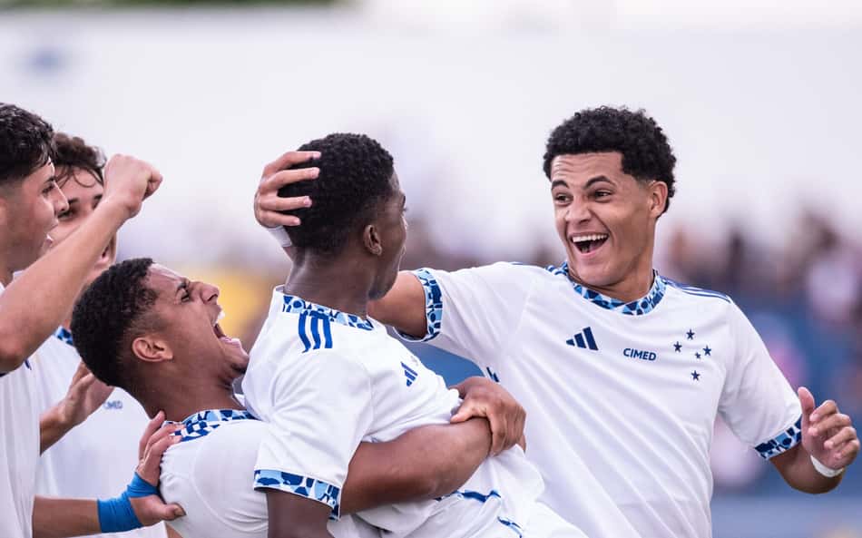 Cruzeiro vence e se classifica para a próxima fase da Copinha