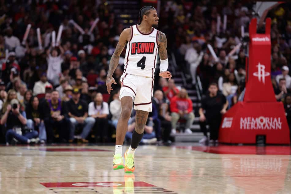 Torcedor ganha mais de R$ 150 mil ao cumprir desafio na NBA