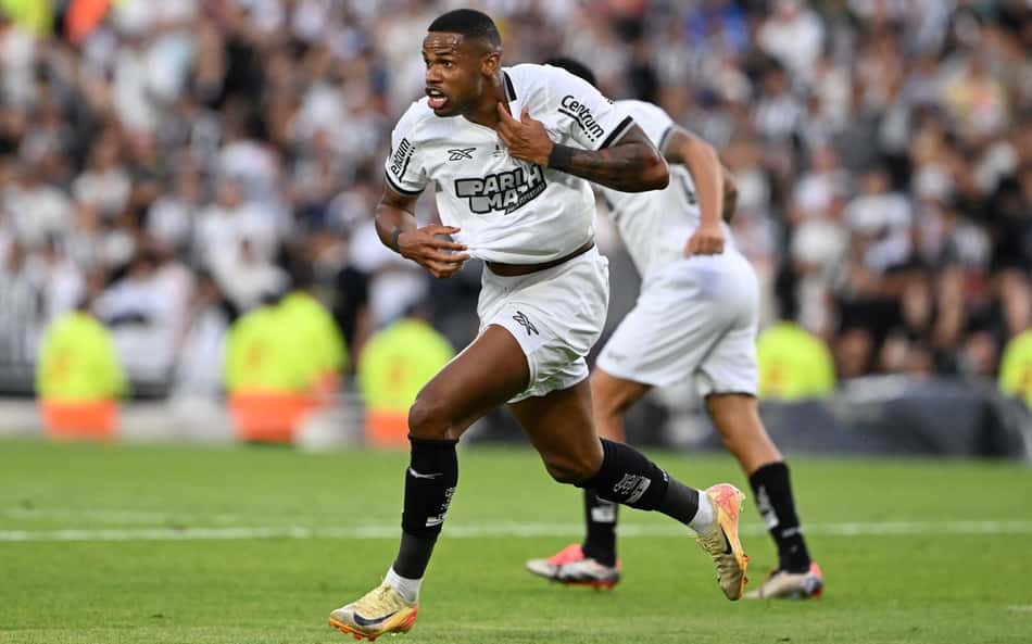 Mercado da Bola: Atlético-MG encaminha compra de Júnior Santos, do Botafogo