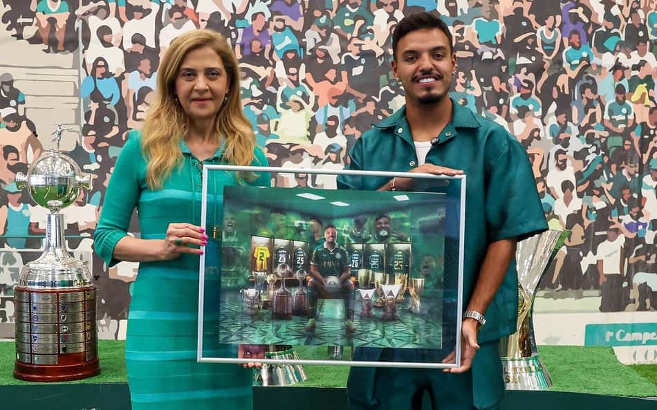 Gabriel Menino se despede do Palmeiras e recebe homenagem: 'É um até breve'
