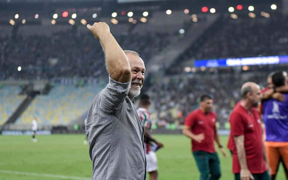 Como reforços do Fluminense solucionam problema apontado por Mano Menezes?