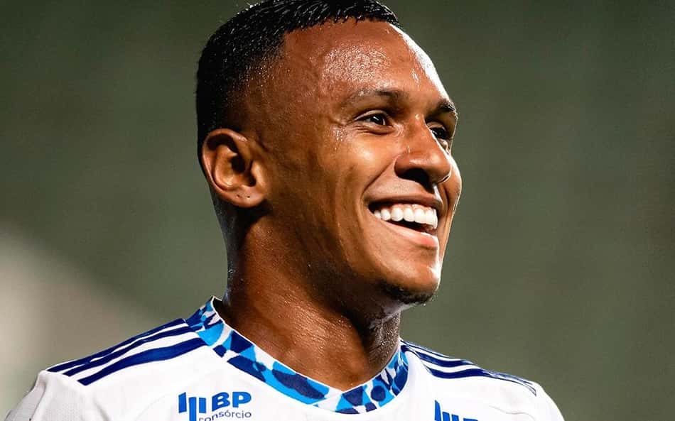 Após primeiro gol pelo Cruzeiro, Marquinhos destaca força da equipe: 'Será o nosso ano'
