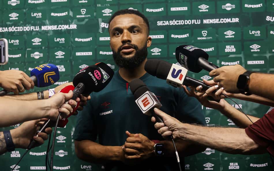 Samuel Xavier elogia reforços do Fluminense e avalia pré-temporada