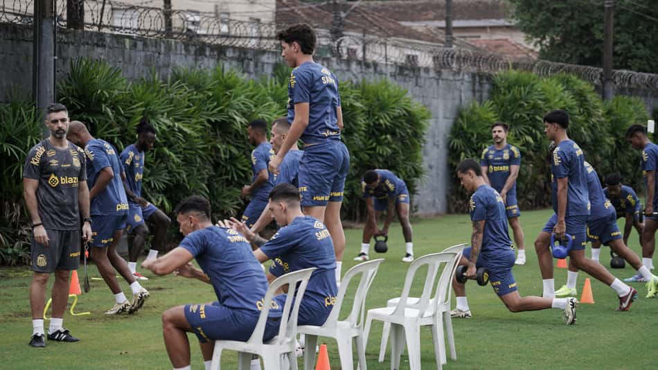 Santos treina sem jogadores com virose
