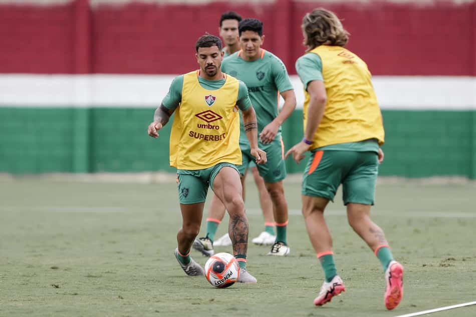 Terans em treino do Fluminense no CT Carlos Castilho