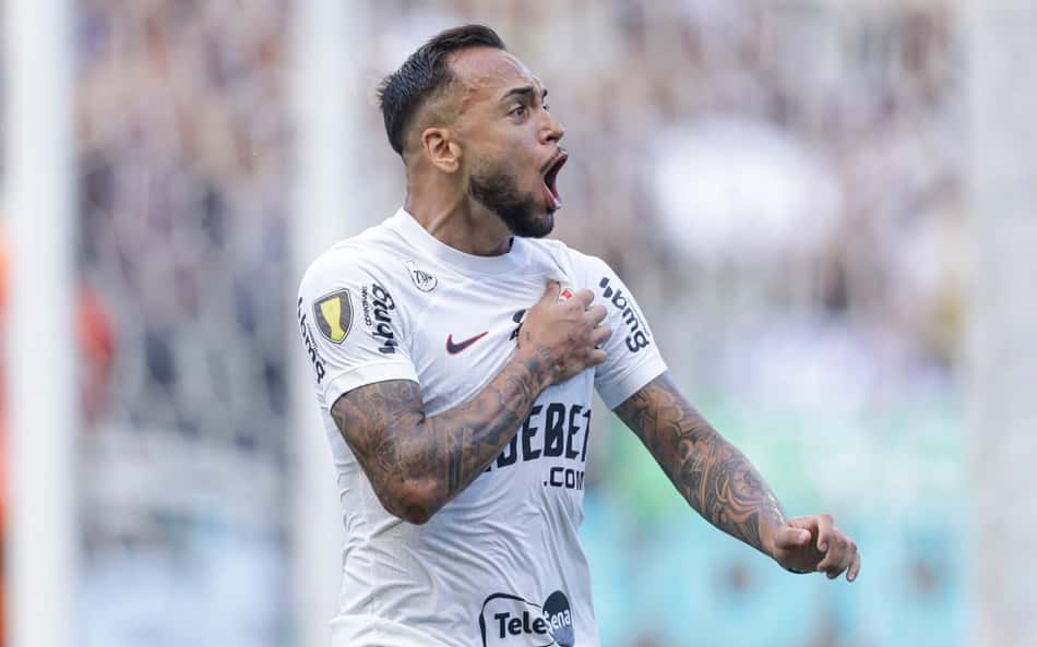 Mercado da Bola: Corinthians acerta renovação de Maycon por uma temporada