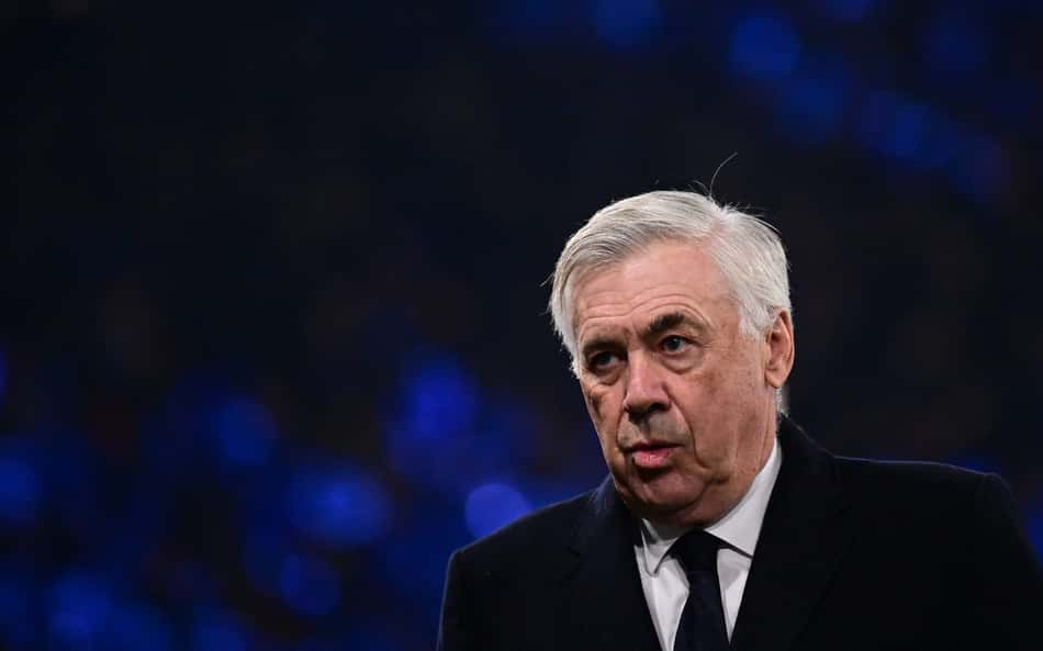 Astro do Real Madrid dá voto de confiança a Ancelotti: 'Sempre defenderei'