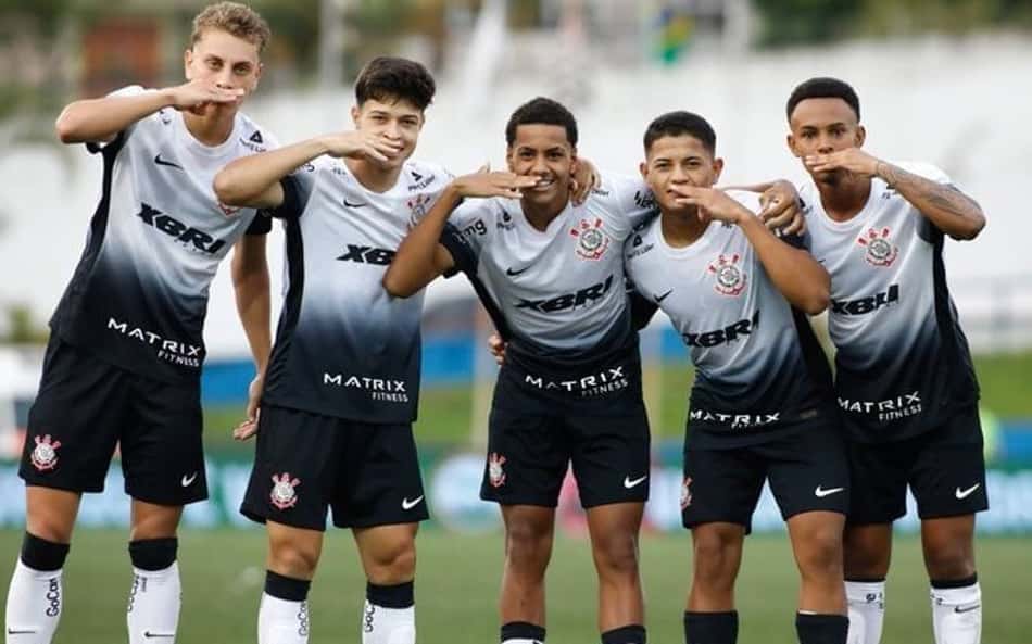 Copinha 2025: veja a programação de jogos desta segunda-feira (13)