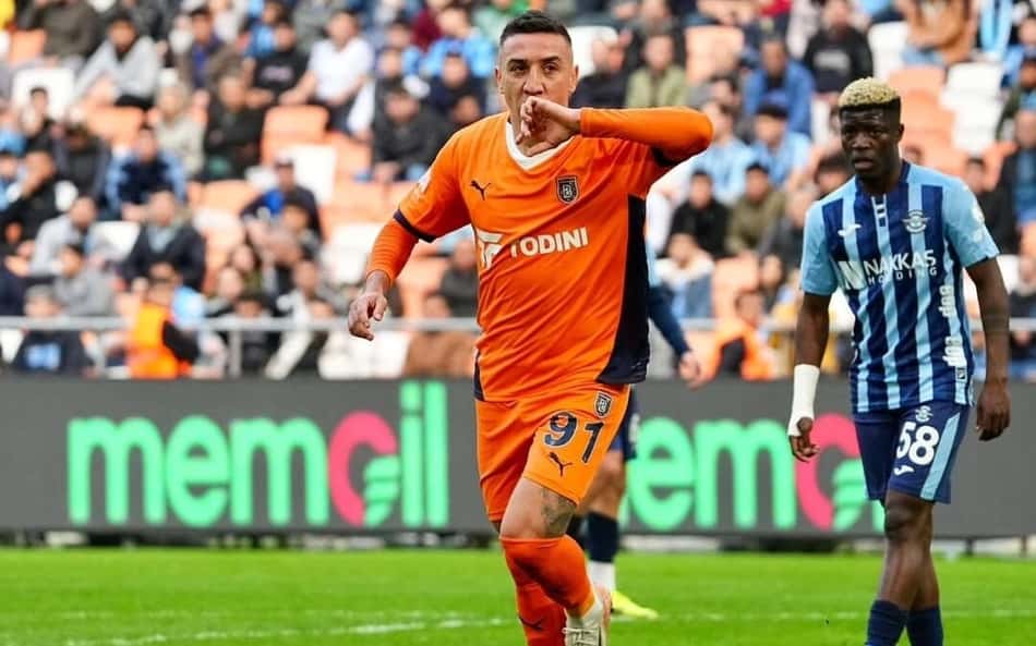 Brasileiro brilha e encerra sequência negativa do Basaksehir no futebol turco