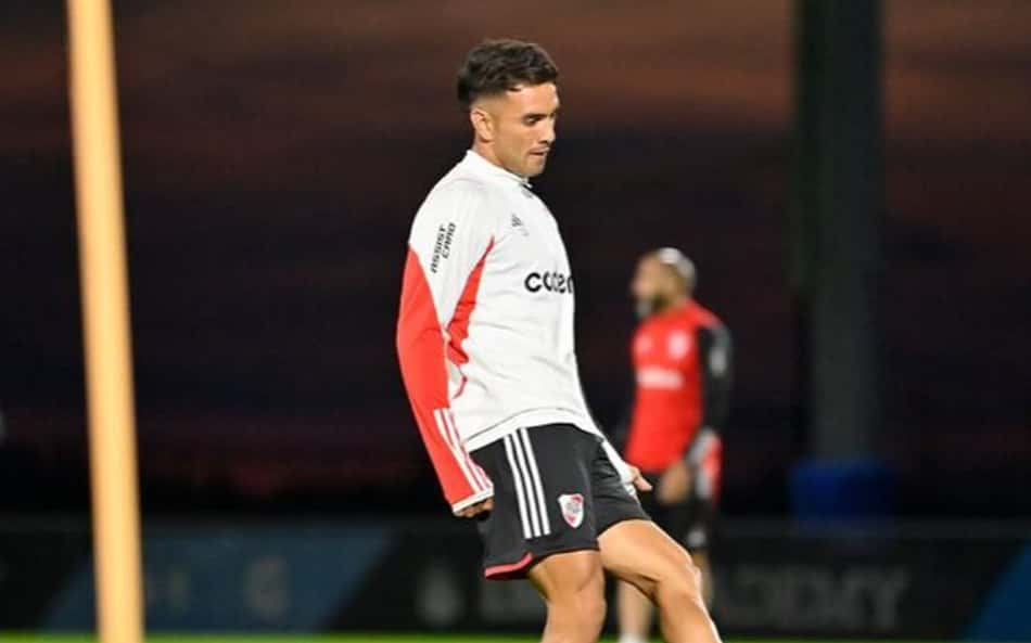 Mercado da Bola: lateral argentino desembarca em São Paulo para assinar com o Tricolor