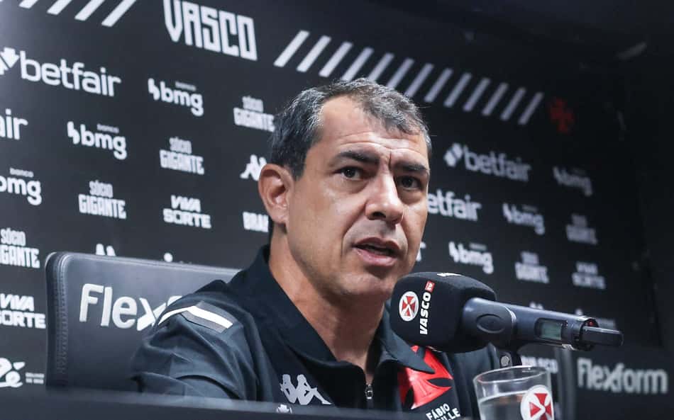 Antes da estreia, Fábio Carille manda recado para torcida do Vasco