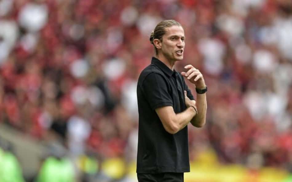 Flamengo tem improviso na escalação para encarar o São Paulo; veja