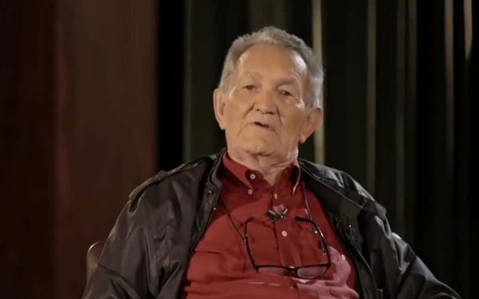 Jornalistas se despedem de Léo Batista: 'Luto'