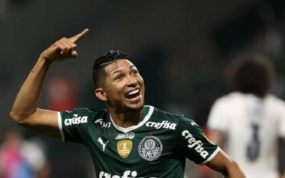 Ídolo de gigante da Série A faz coro por Rony, do Palmeiras: 'A cara do clube'