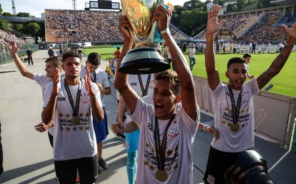 Por onde anda Pedrinho, o melhor jogador da Copinha de 2017?