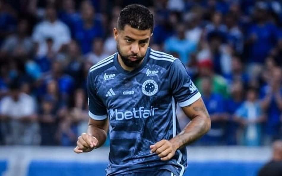 Cruzeiro perde zagueiro para sequência da temporada